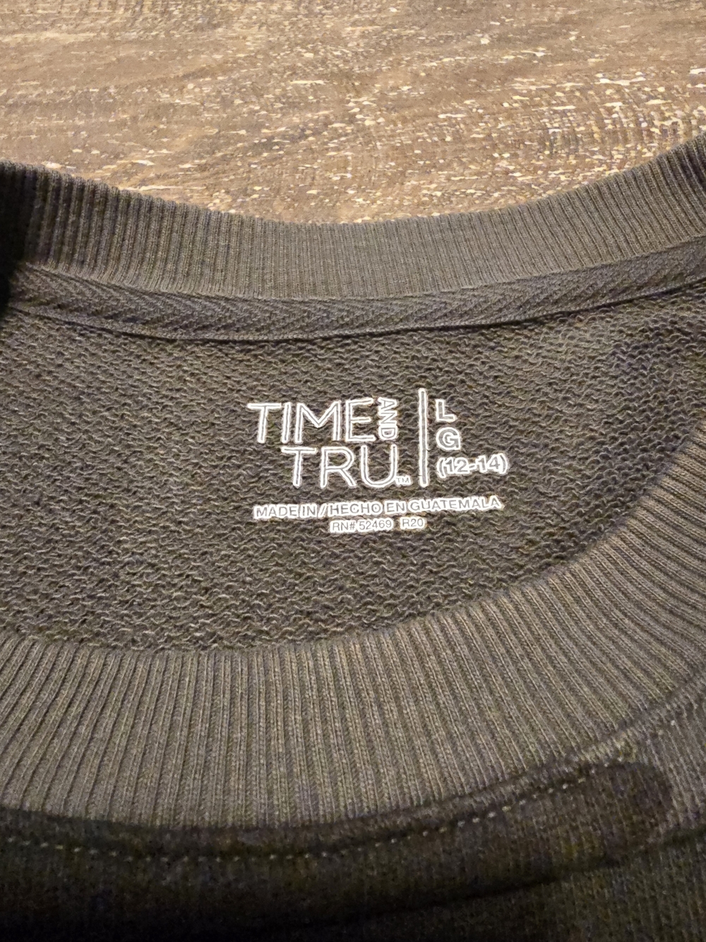 Time and Tru Camo Green Camp Crewneck Sweatshirt - L